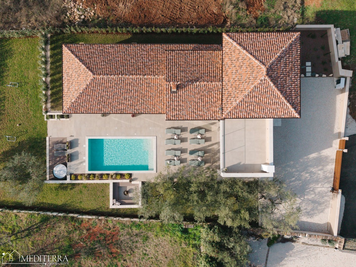Istria, Kaštelir-Labinci – Villa moderna in stile istriano con vista panoramica sul mare