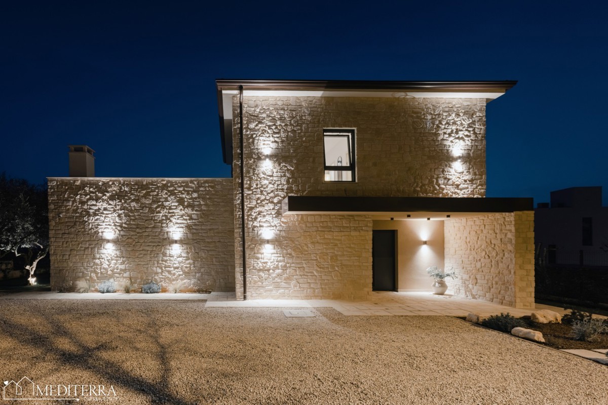 Istria, Kaštelir-Labinci – Villa moderna in stile istriano con vista panoramica sul mare