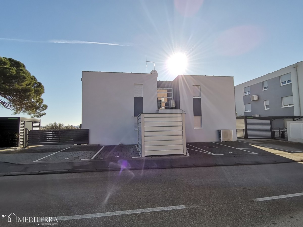 Appartamento in vendita – Posizione eccellente a Novigrad