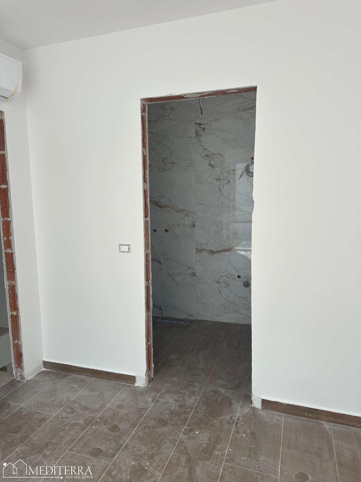 Casa a schiera con tre camere da letto in posizione tranquilla, Novigrad, Istria