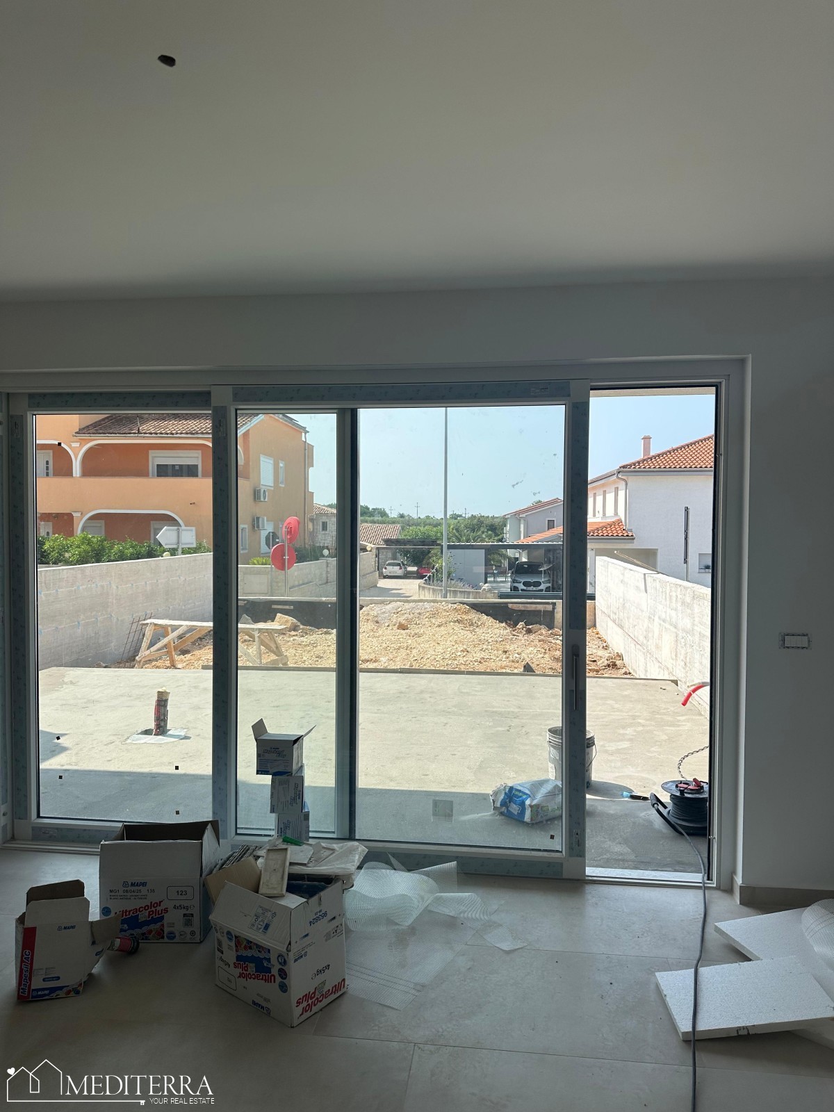 Casa a schiera con tre camere da letto in posizione tranquilla, Novigrad, Istria