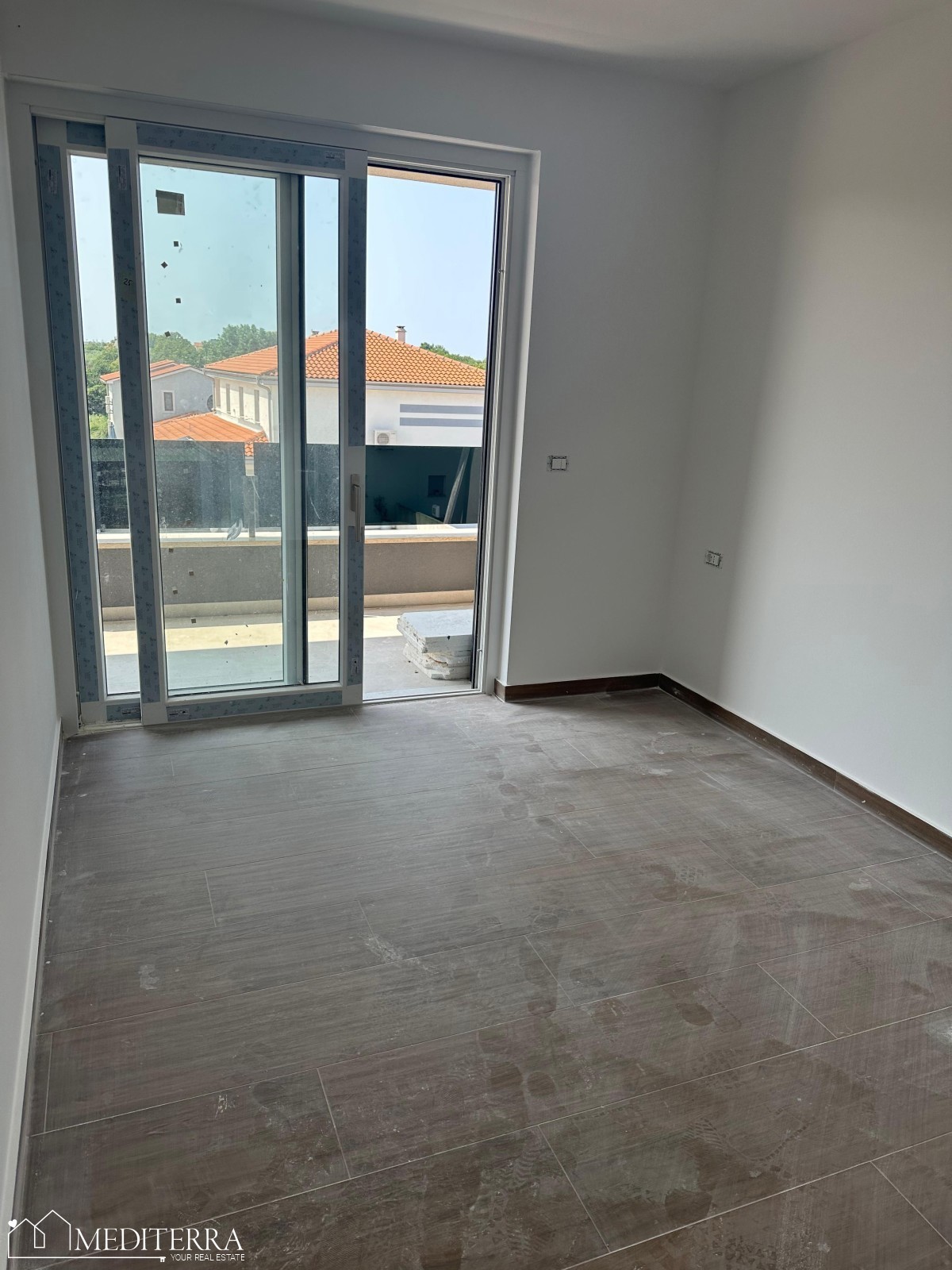 Casa a schiera con tre camere da letto in posizione tranquilla, Novigrad, Istria