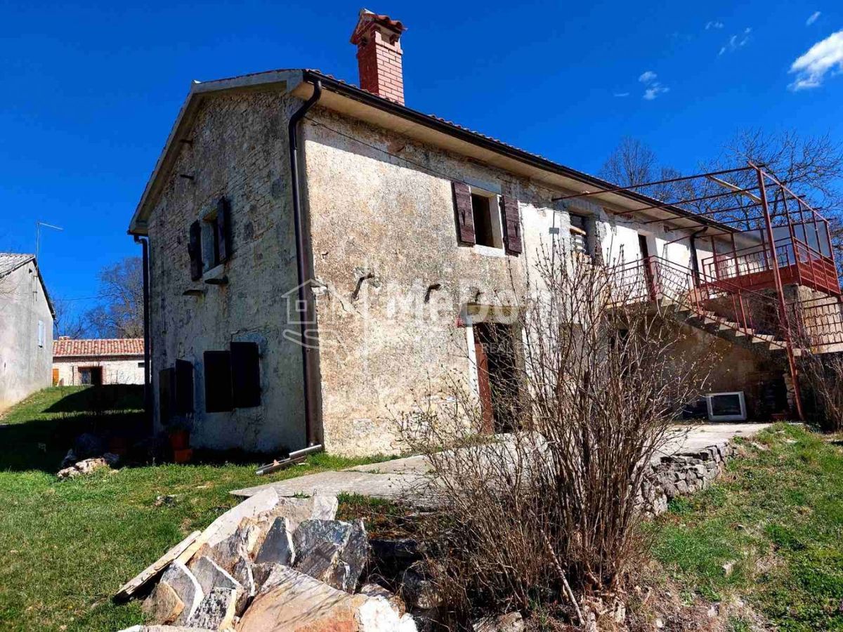 Casa Lindar, Pazin - Okolica, 70m2