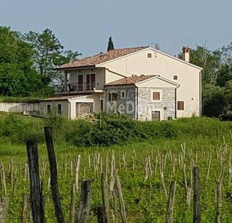 Casa Lindar, Pazin - Okolica, 288m2