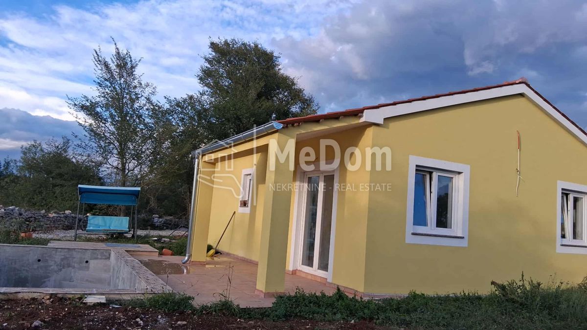 Terreno Čabrunići, Svetvinčenat, 351m2