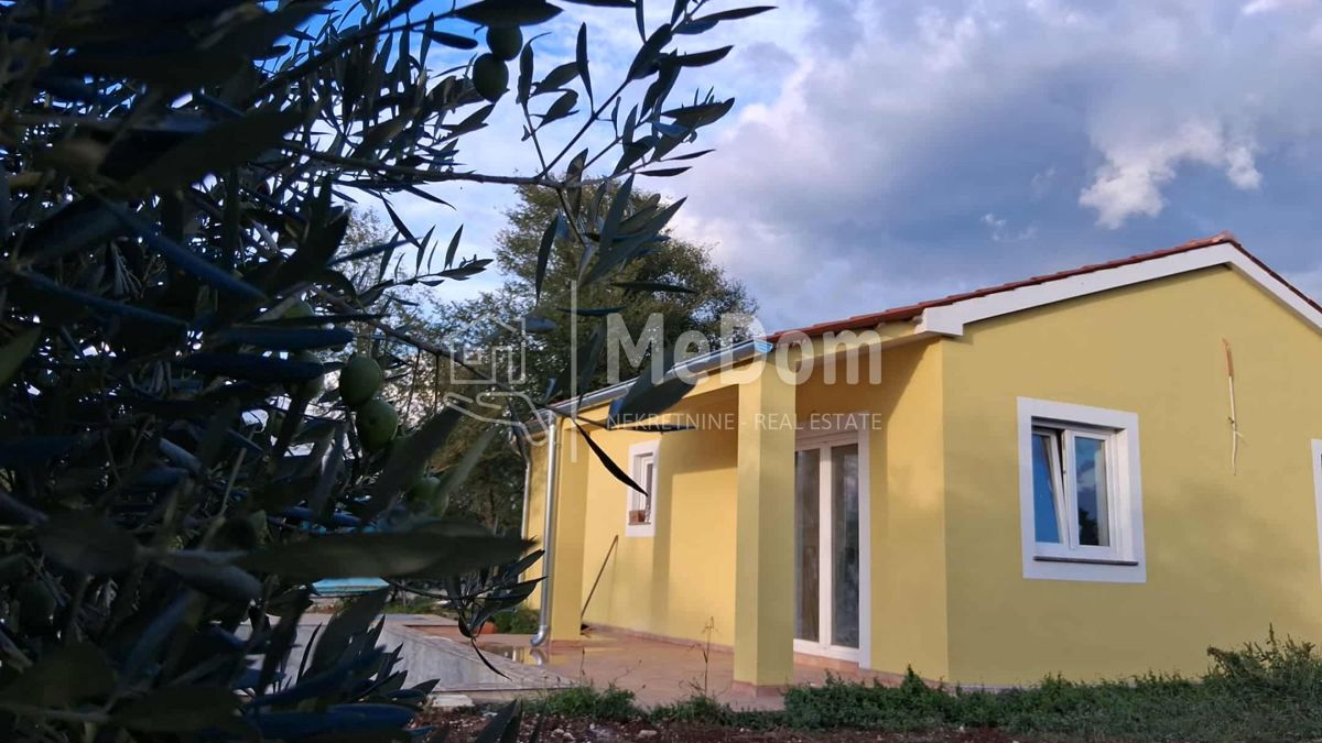 Terreno Čabrunići, Svetvinčenat, 351m2