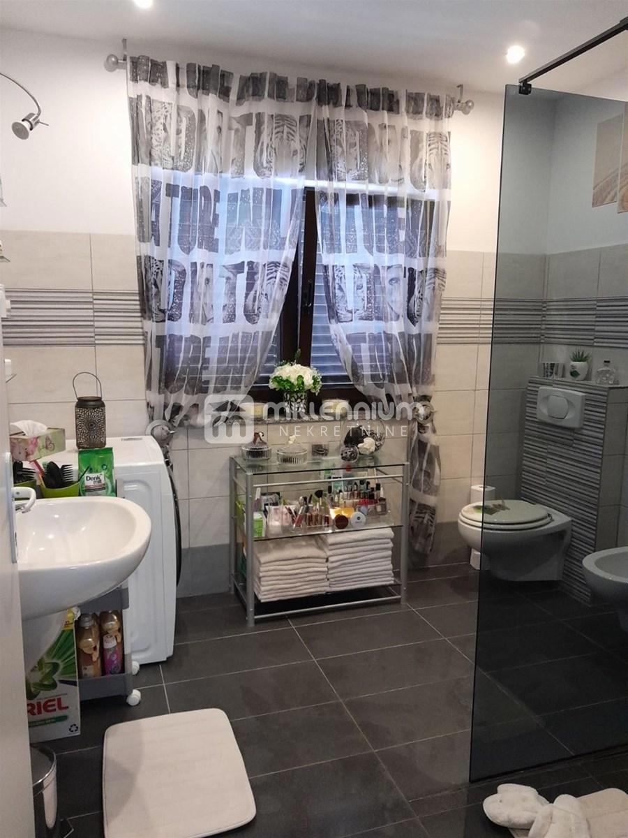 Appartamento Viškovo, 108,90m2