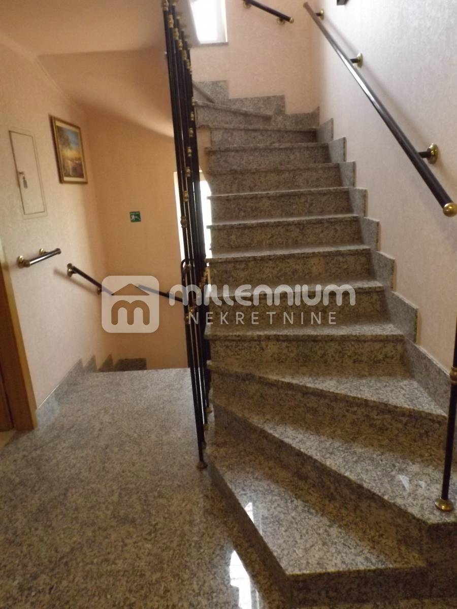 Casa Klimno, Dobrinj, 524m2