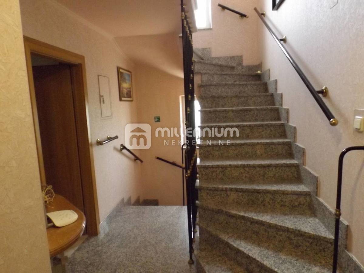 Casa Klimno, Dobrinj, 524m2