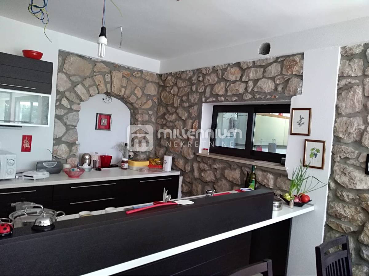 Casa Cernik, 409,72m2