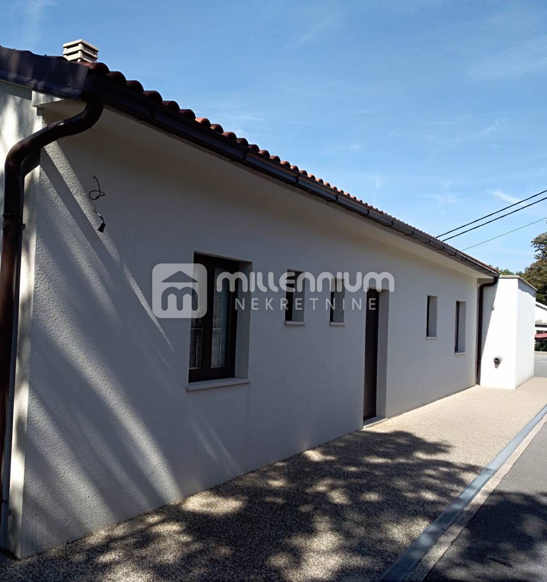 Casa Cernik, 409,72m2