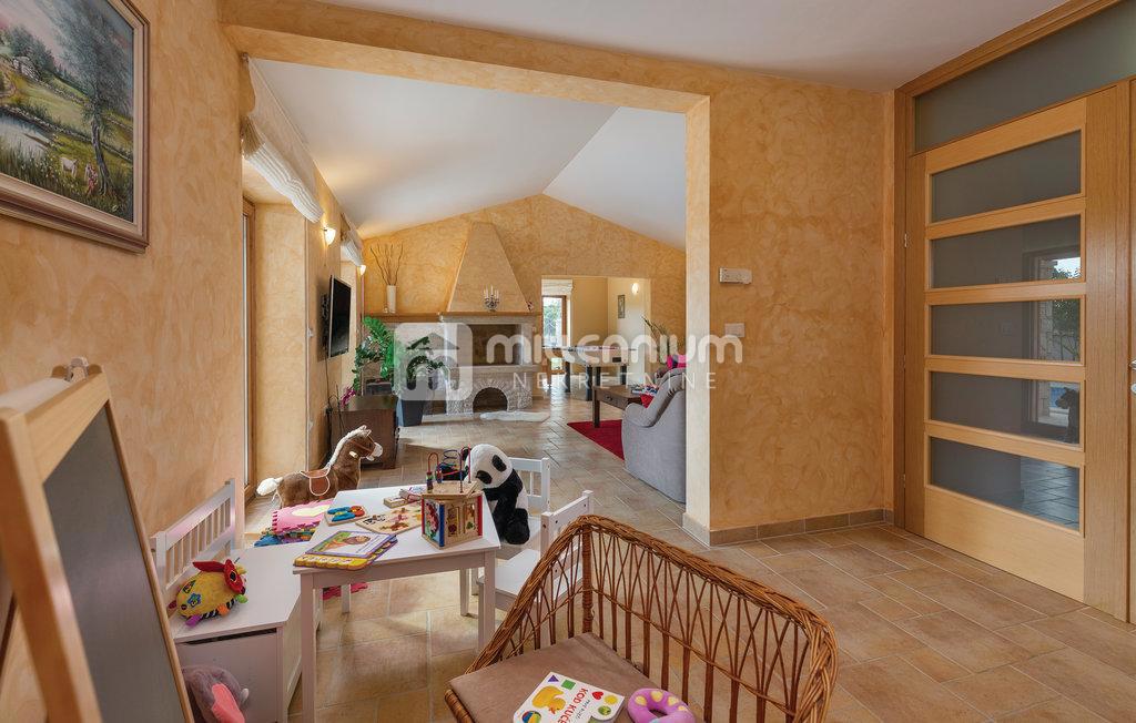 Casa Marčana, 240m2