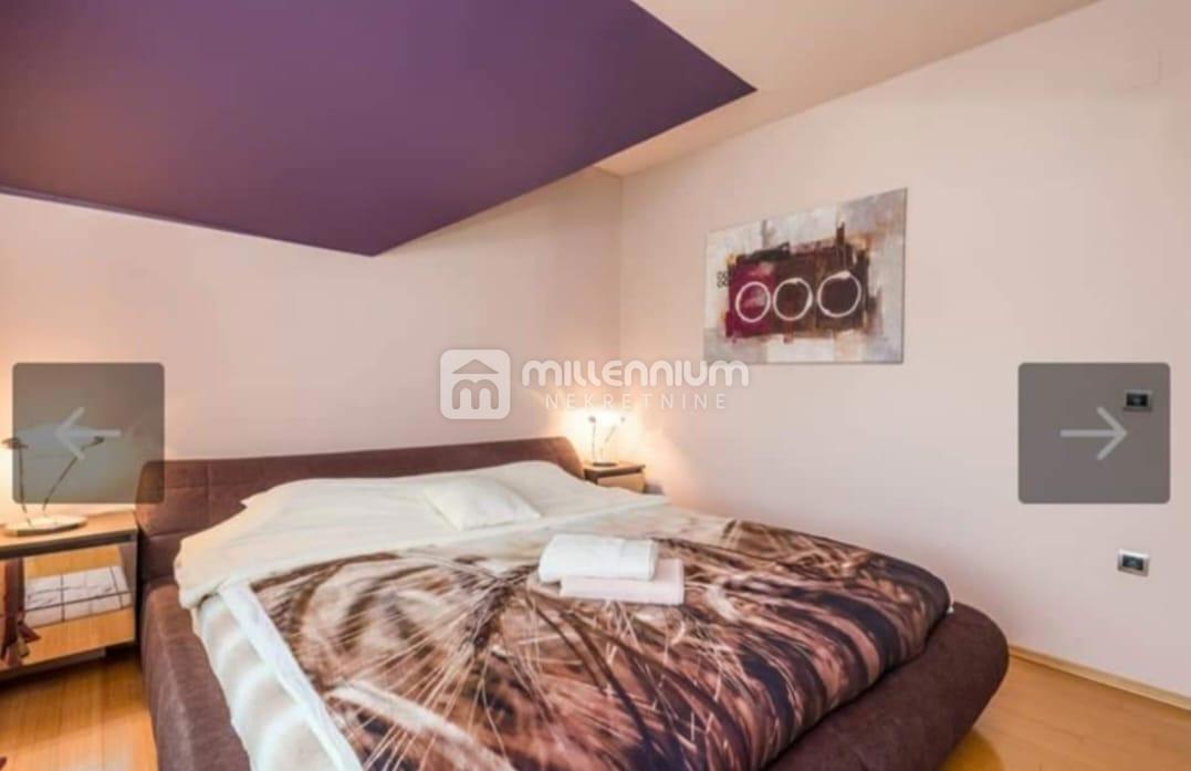 Casa Ravna Gora, 360m2