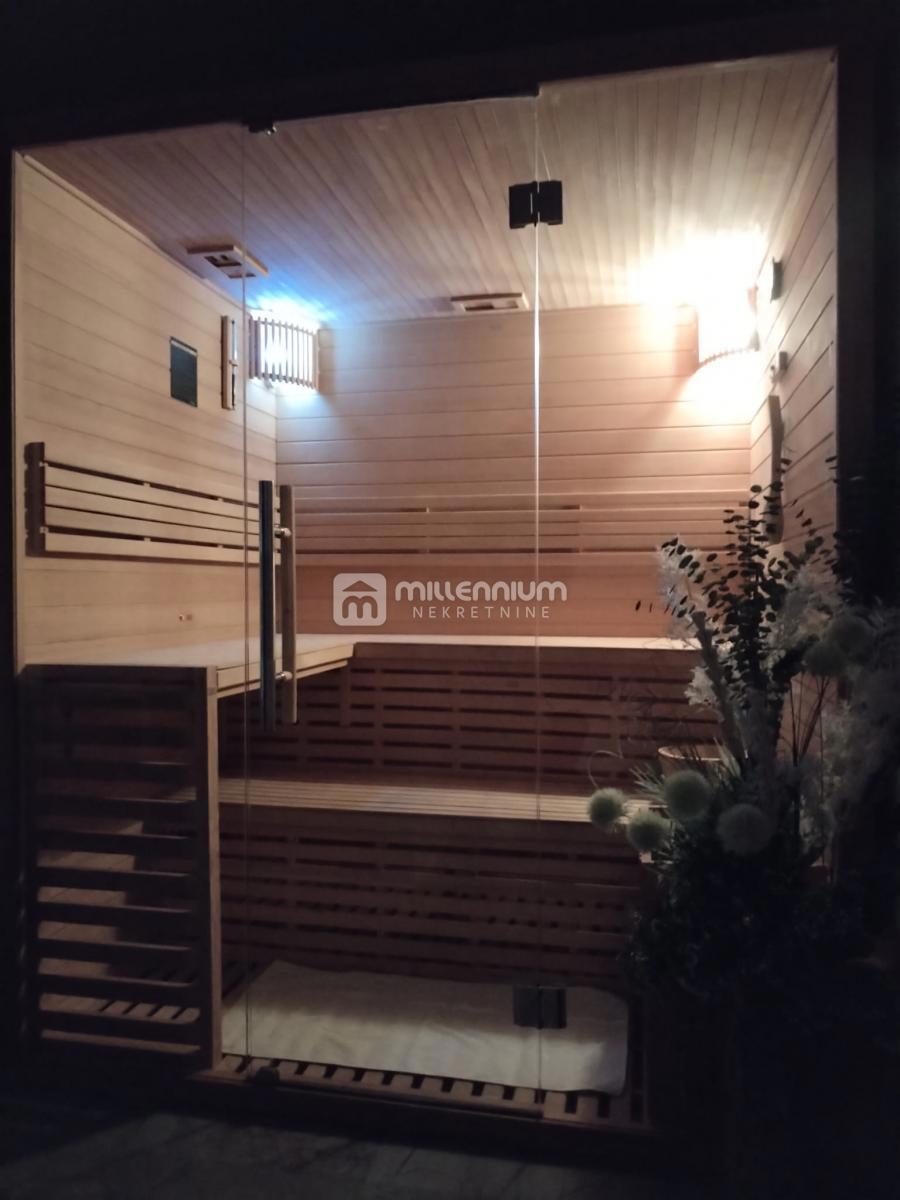 Casa Ravna Gora, 360m2