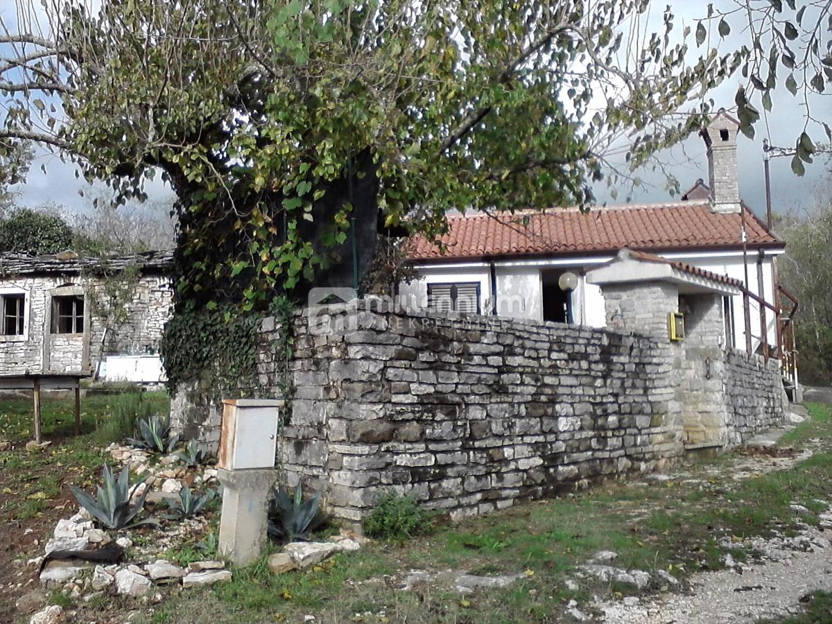 Casa Oprtalj, 50m2