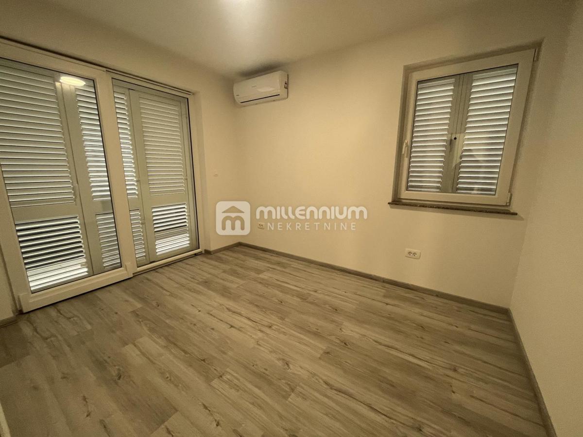 Casa Jadranovo, Crikvenica, 100m2