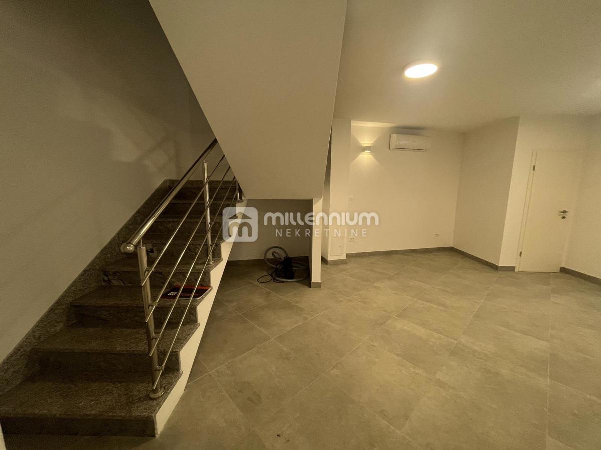 Casa Jadranovo, Crikvenica, 100m2