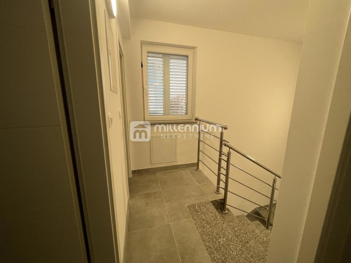 Casa Jadranovo, Crikvenica, 100m2