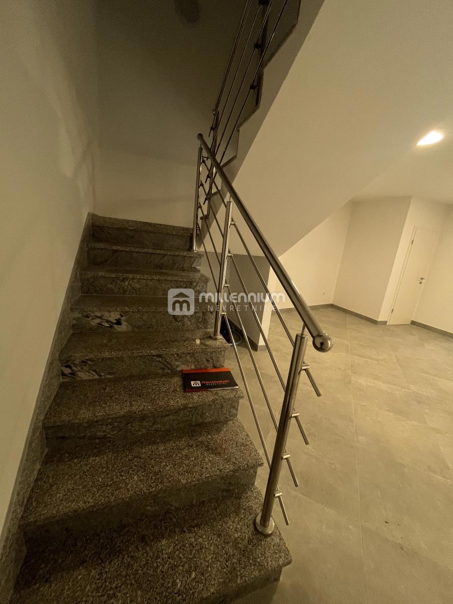 Casa Jadranovo, Crikvenica, 100m2