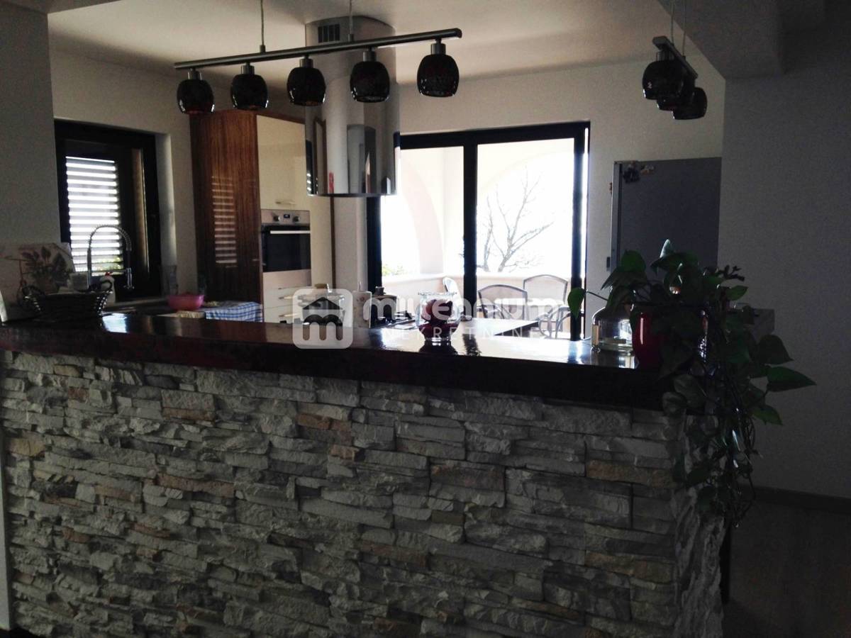 Appartamento Donja Drenova, Rijeka, 210m2