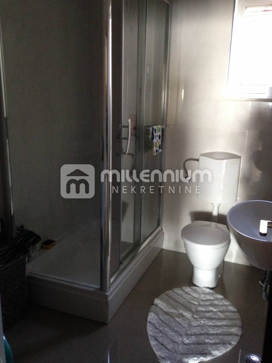 Appartamento Donja Drenova, Rijeka, 210m2