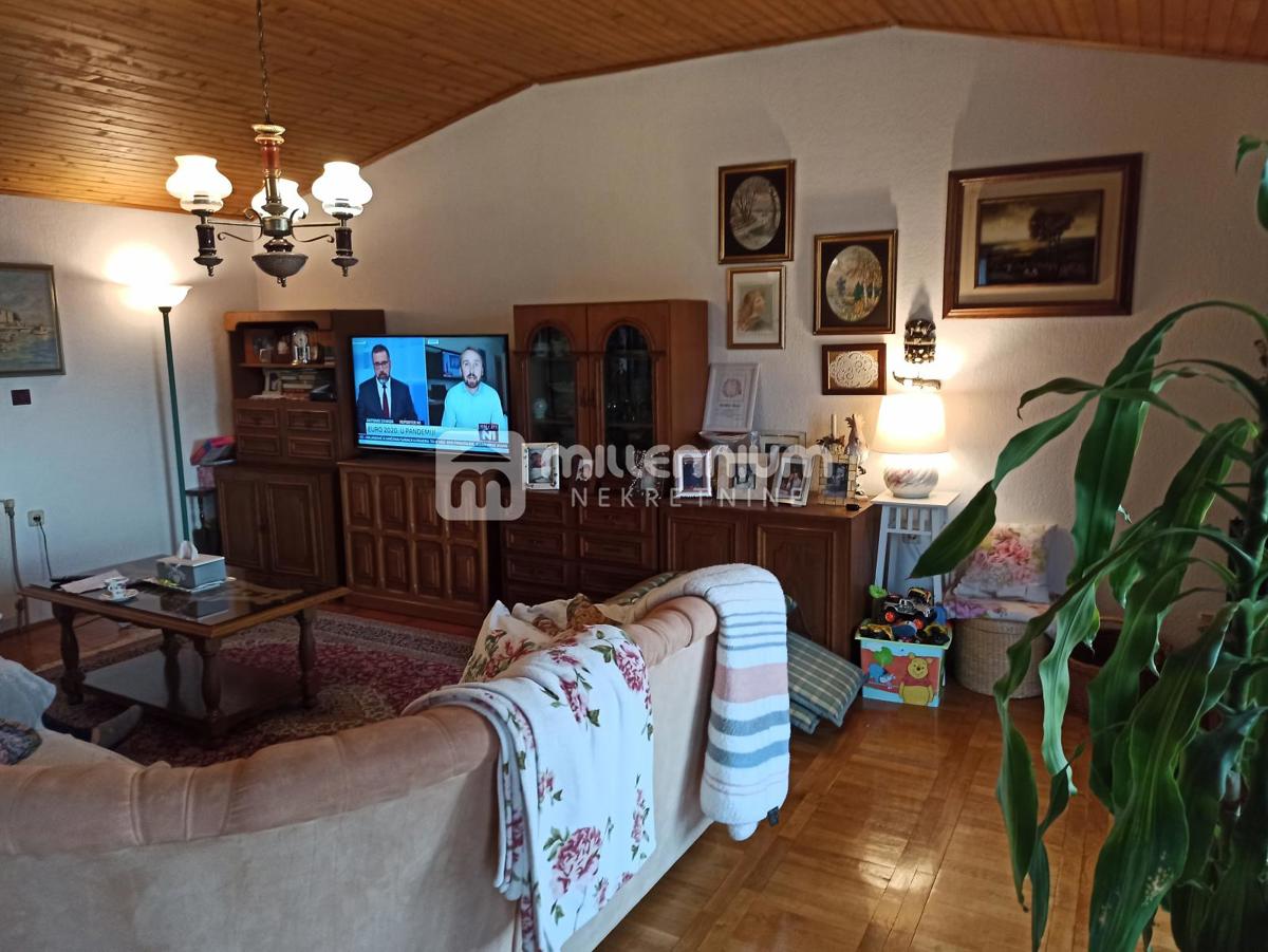 Casa Matulji, 394m2