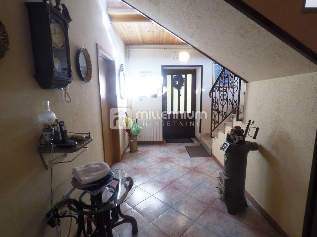 Casa Matulji, 394m2