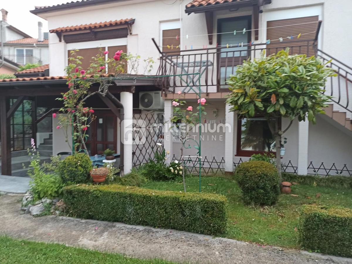 Casa Matulji, 394m2