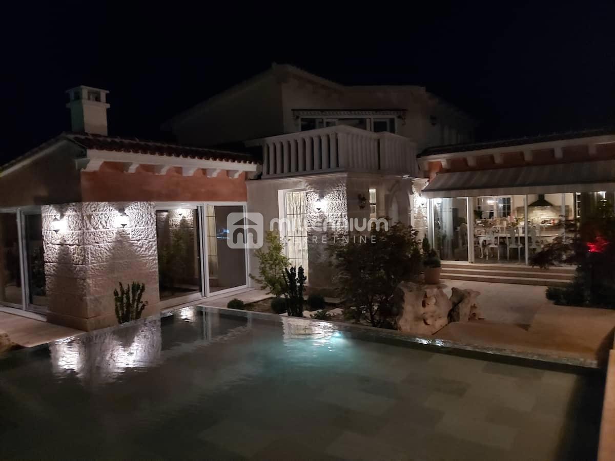 Casa Sveti Petar u Šumi, Sveti Petar U Šumi, 300m2