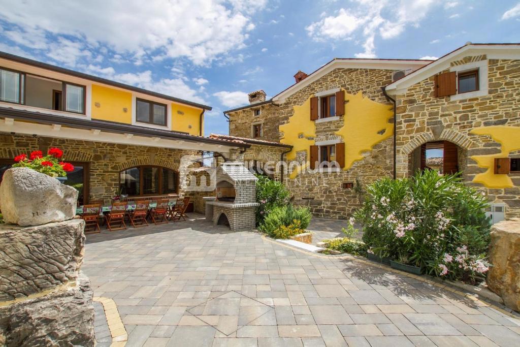 Casa Potpićan, Kršan, 364m2