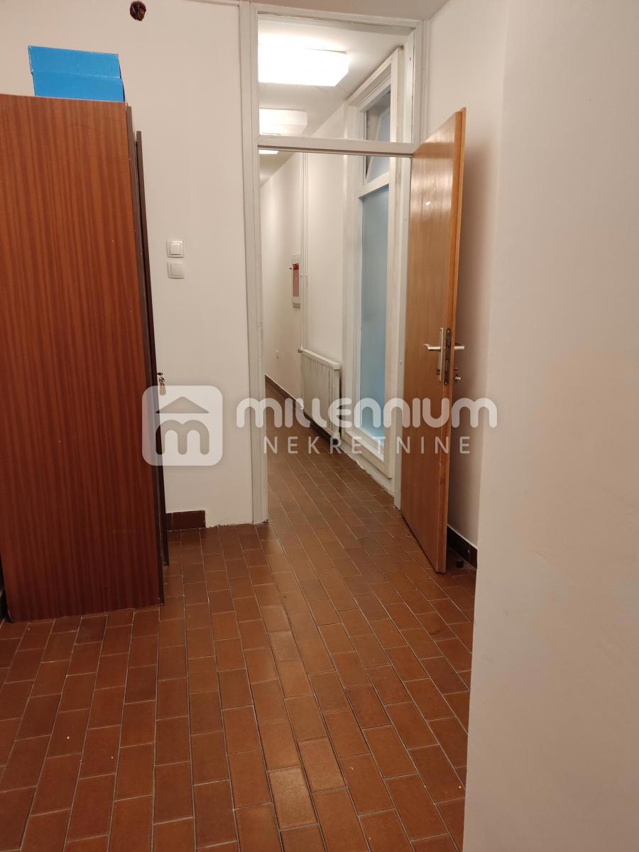 Locale commerciale Podmurvice, Rijeka, 175,82m2