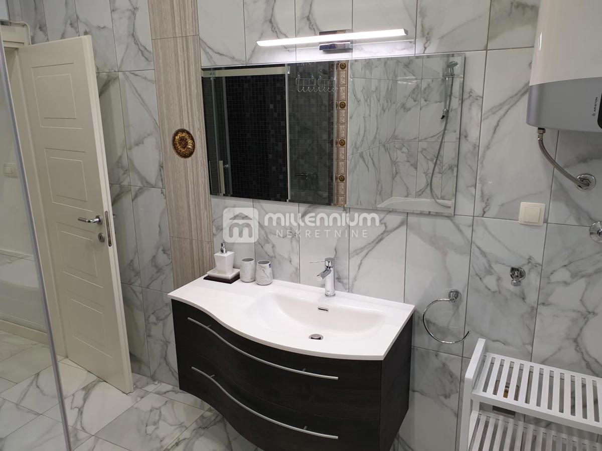 Casa Selce, Crikvenica, 344m2