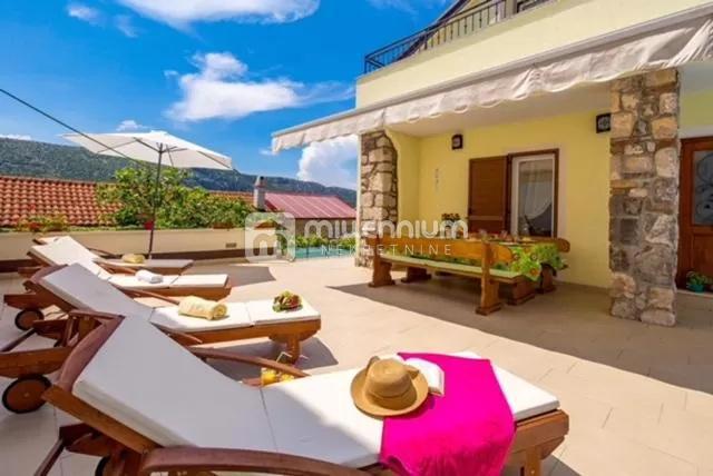 Casa Tribalj, Vinodolska Općina, 240m2
