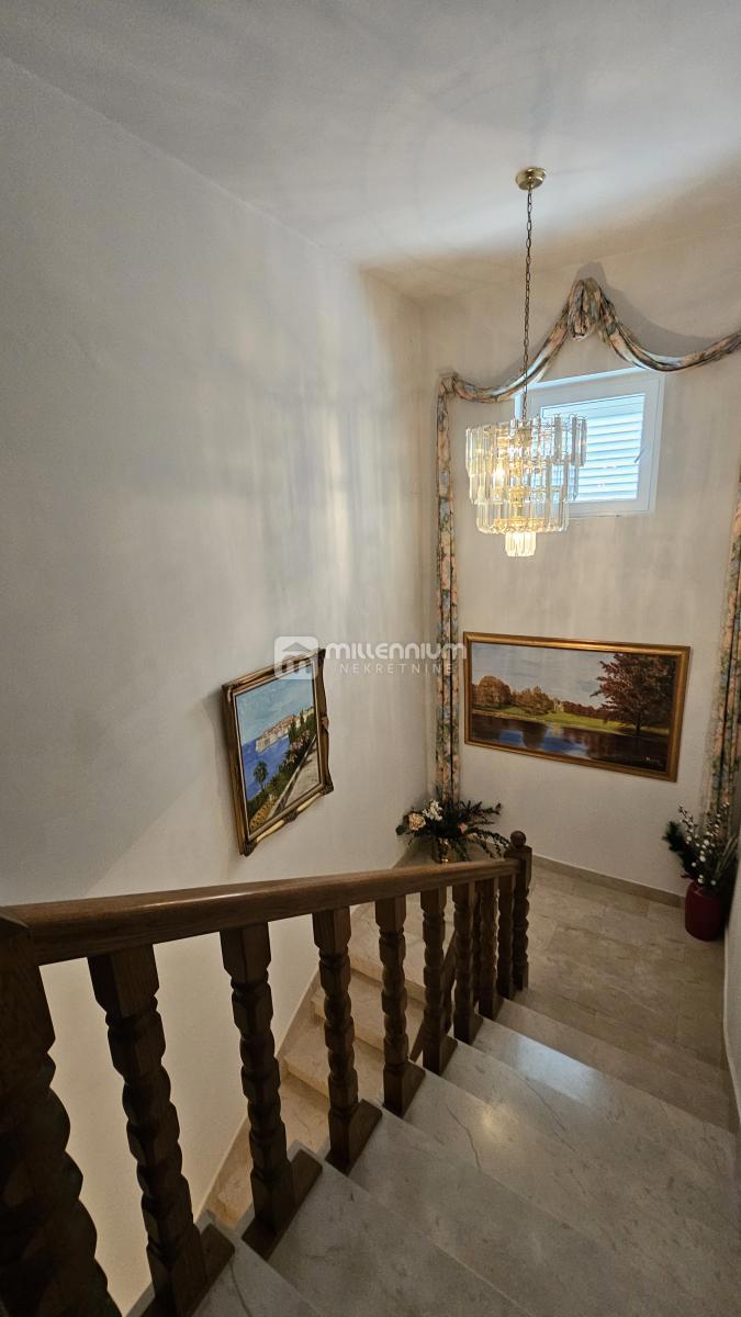 Casa Dramalj, Crikvenica, 390m2
