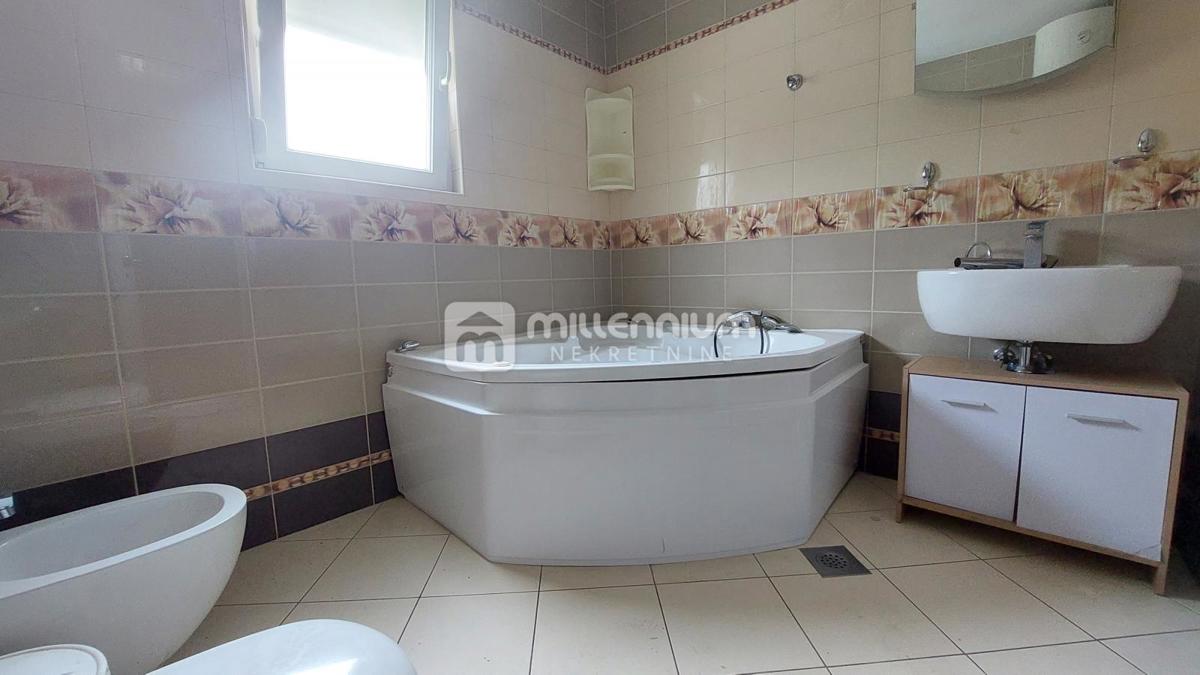 Appartamento Drenova, Rijeka, 60m2