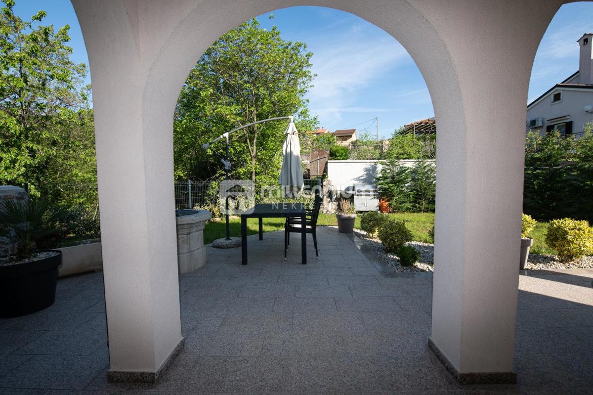 Casa Matulji, 403m2