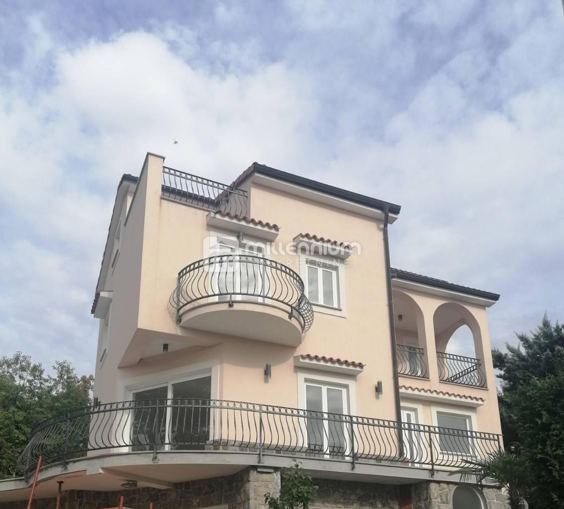 Casa Matulji, 403m2