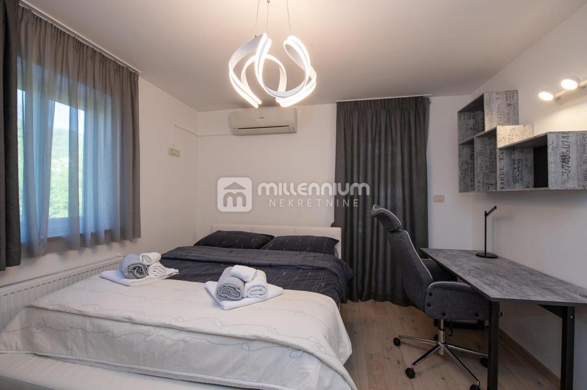 Casa Matulji, 403m2