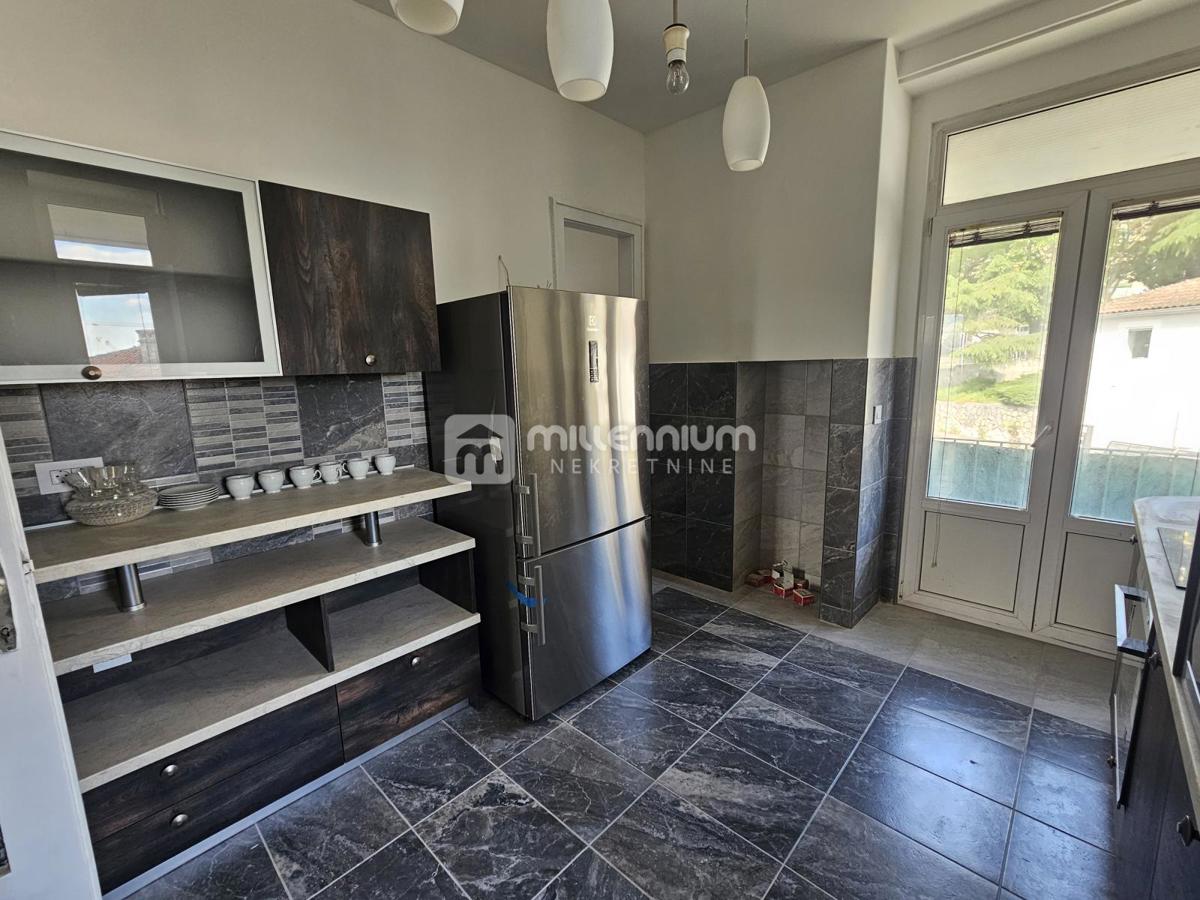 Appartamento Centar, Rijeka, 107m2