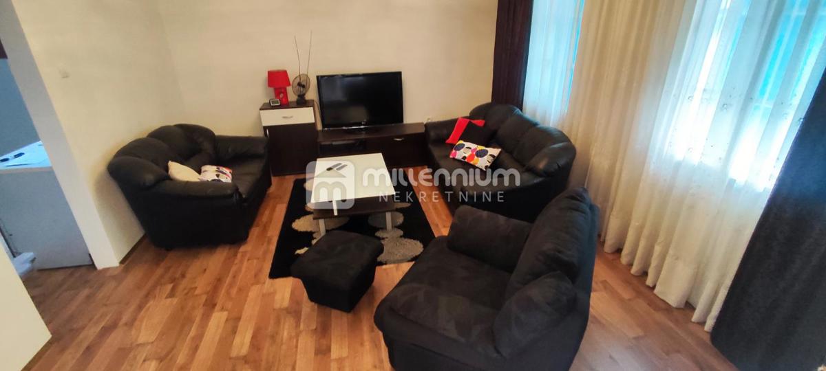 Casa Ravna Gora, 252m2