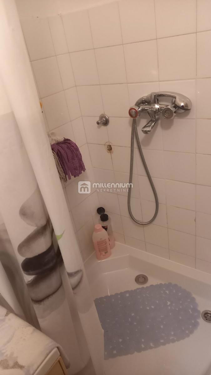 Appartamento Vojak, Rijeka, 31,93m2