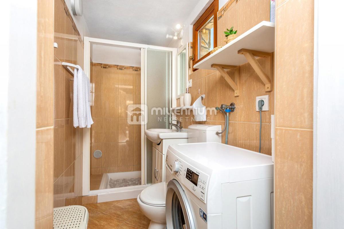 Casa Risika, Vrbnik, 205m2