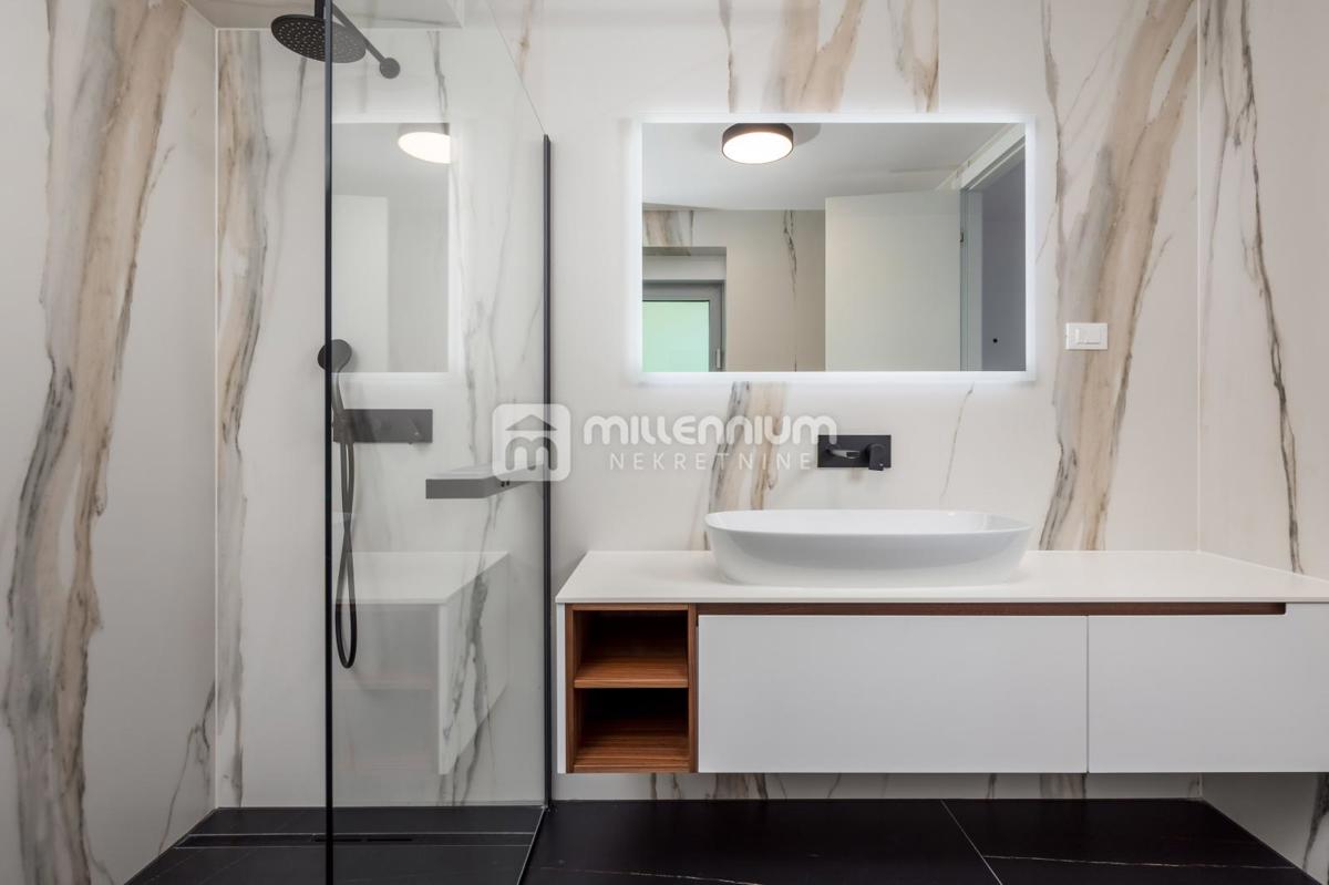 Appartamento Opatija - Centar, Opatija, 318,56m2
