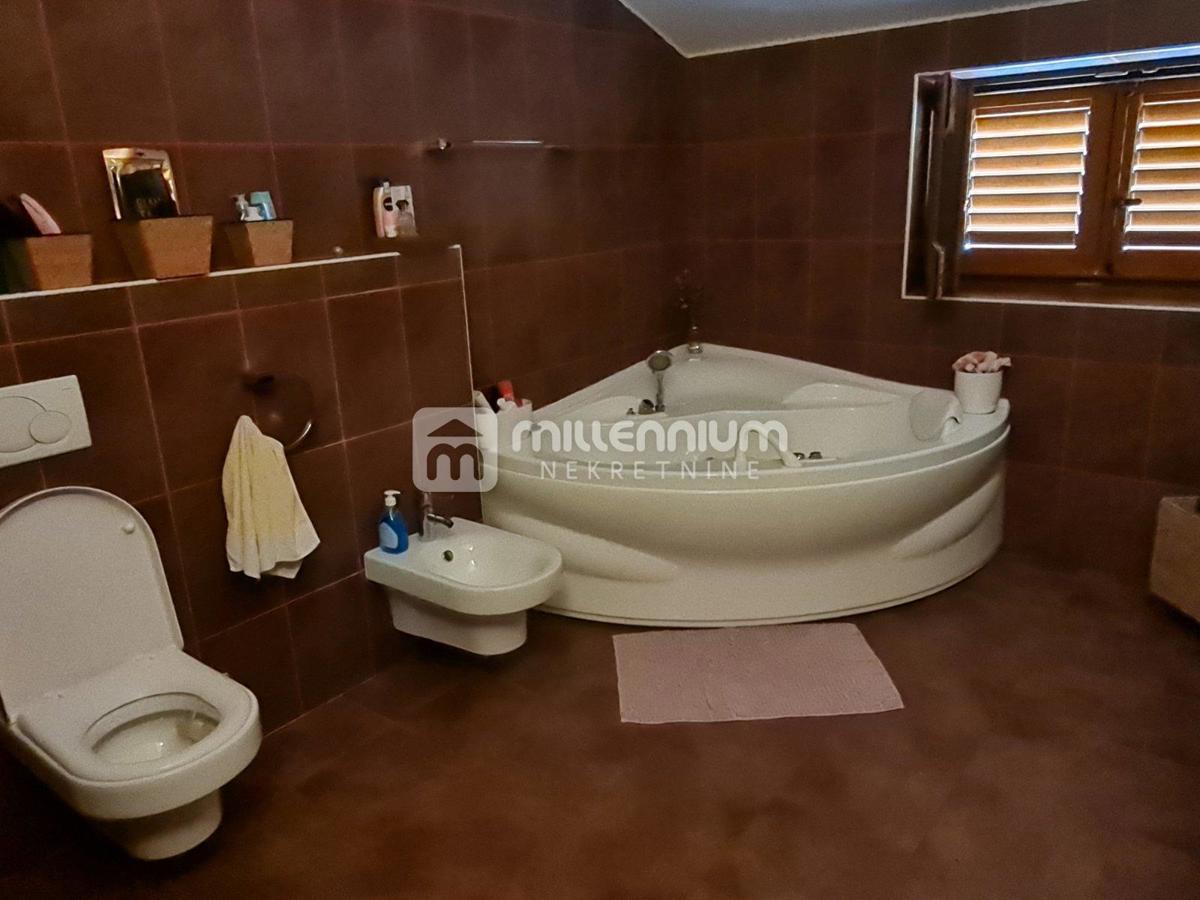 Casa Cres, 760m2