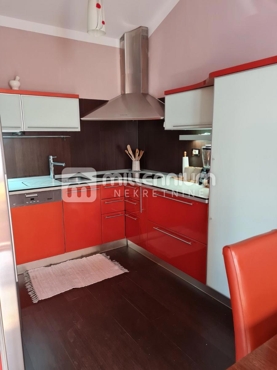 Casa Cres, 760m2