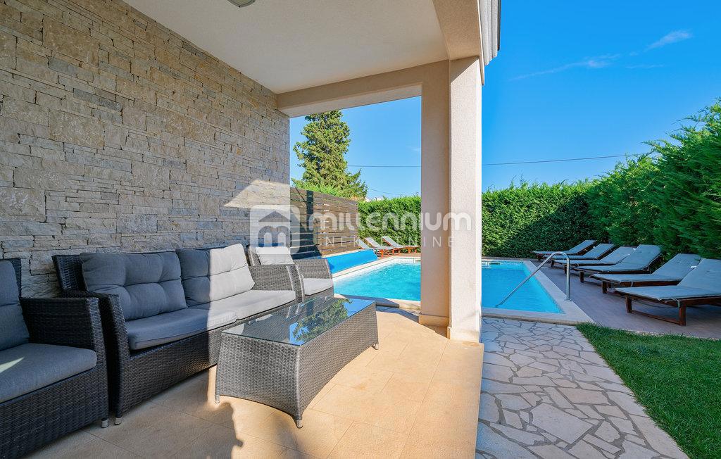 Casa Fažana, 350m2