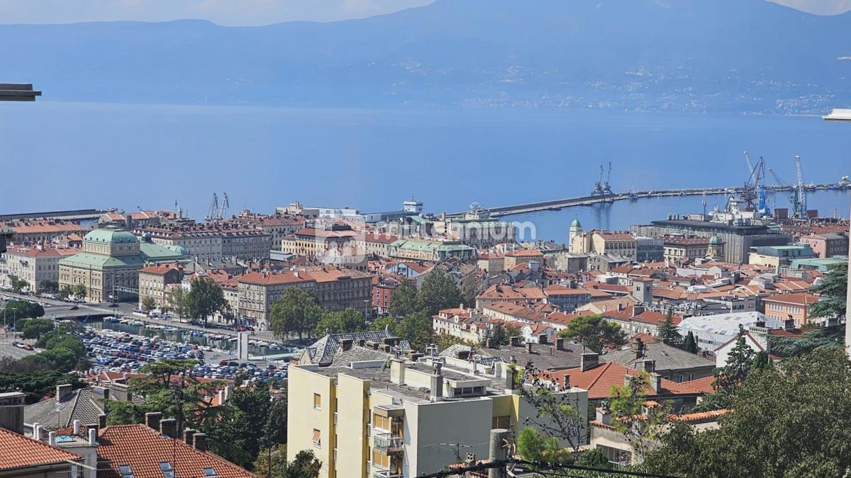 Appartamento Bulevard, Rijeka, 112,40m2