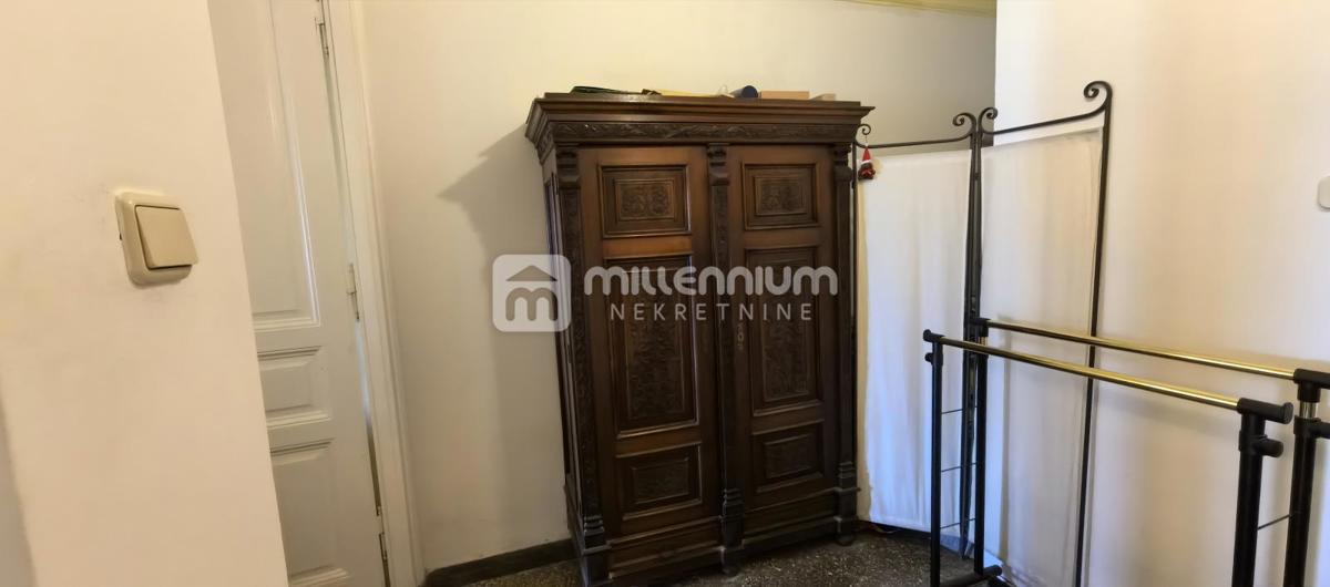 Appartamento Bulevard, Rijeka, 68,25m2