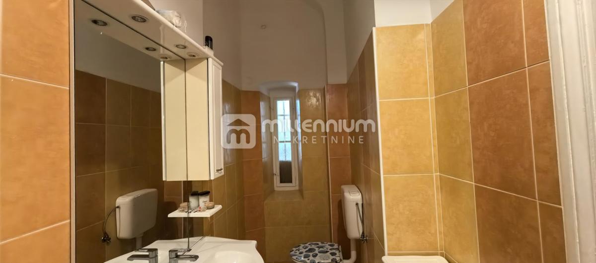 Appartamento Bulevard, Rijeka, 68,25m2