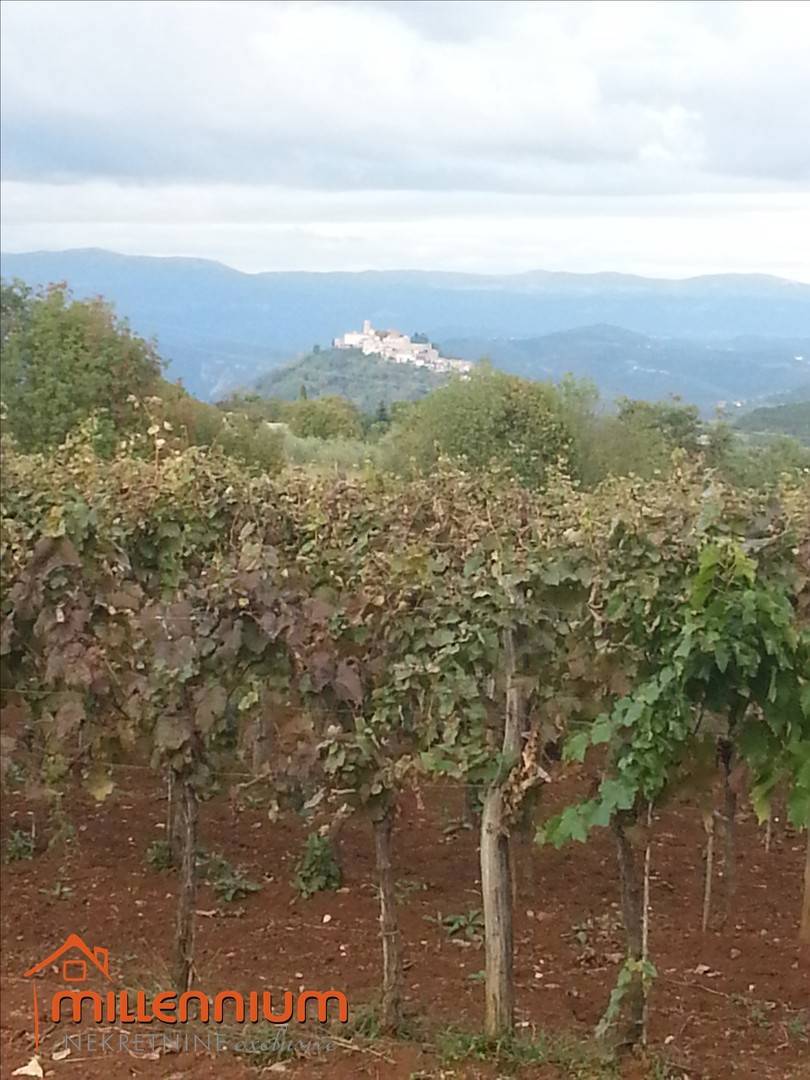 Terreno Karojba, 14.700m2